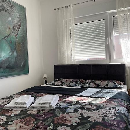 Sunny Apartment Vrsac Esterno foto
